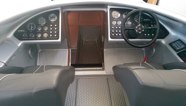 Inside the Porsche Kineo 27' Powerboat